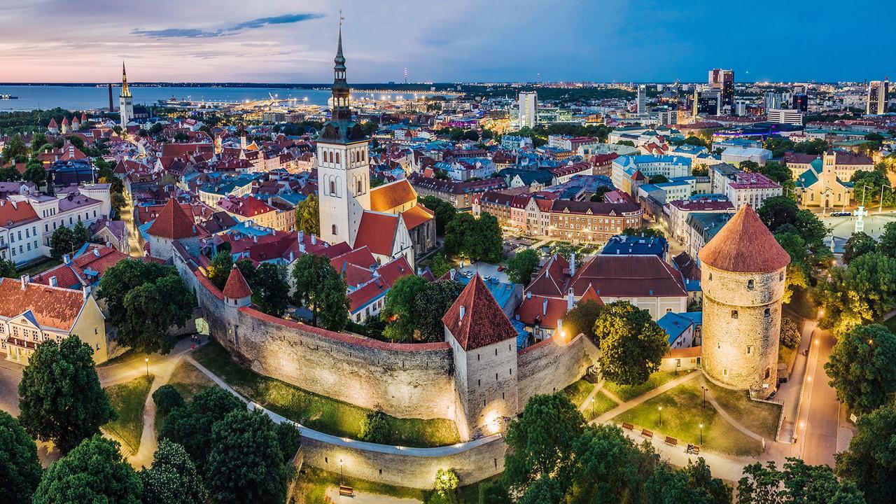 Vip Old Town Apartments Таллінн Екстер'єр фото